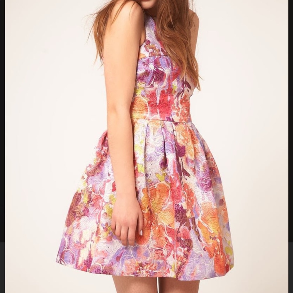 NWT Darling lantern dress from ASOS